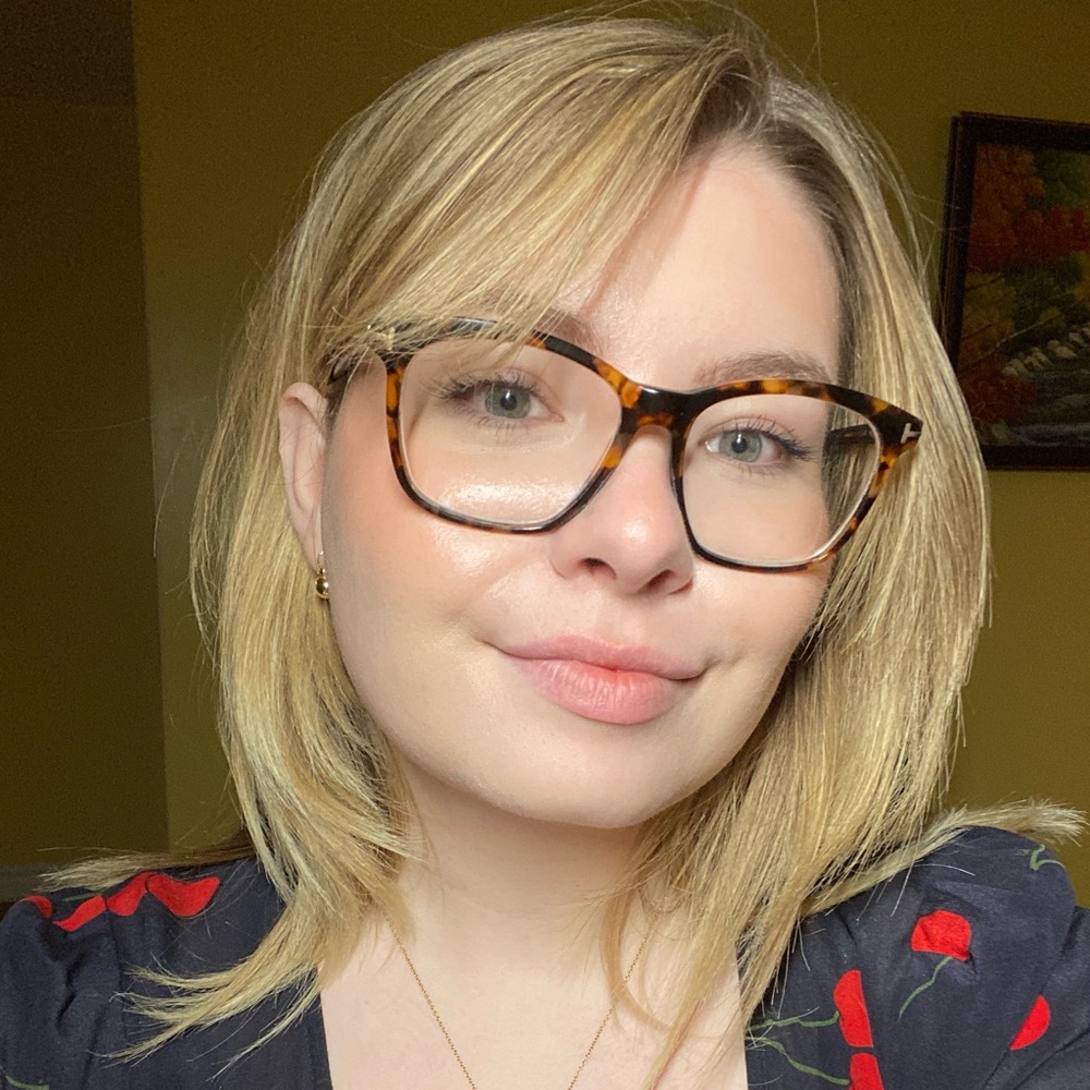 Meet your Posher, Christine